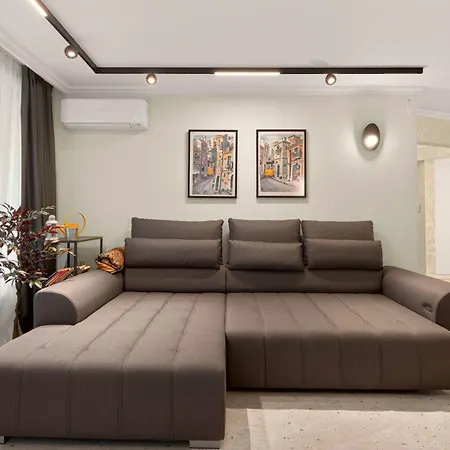 Paris Garden Boutique Апартаменти
